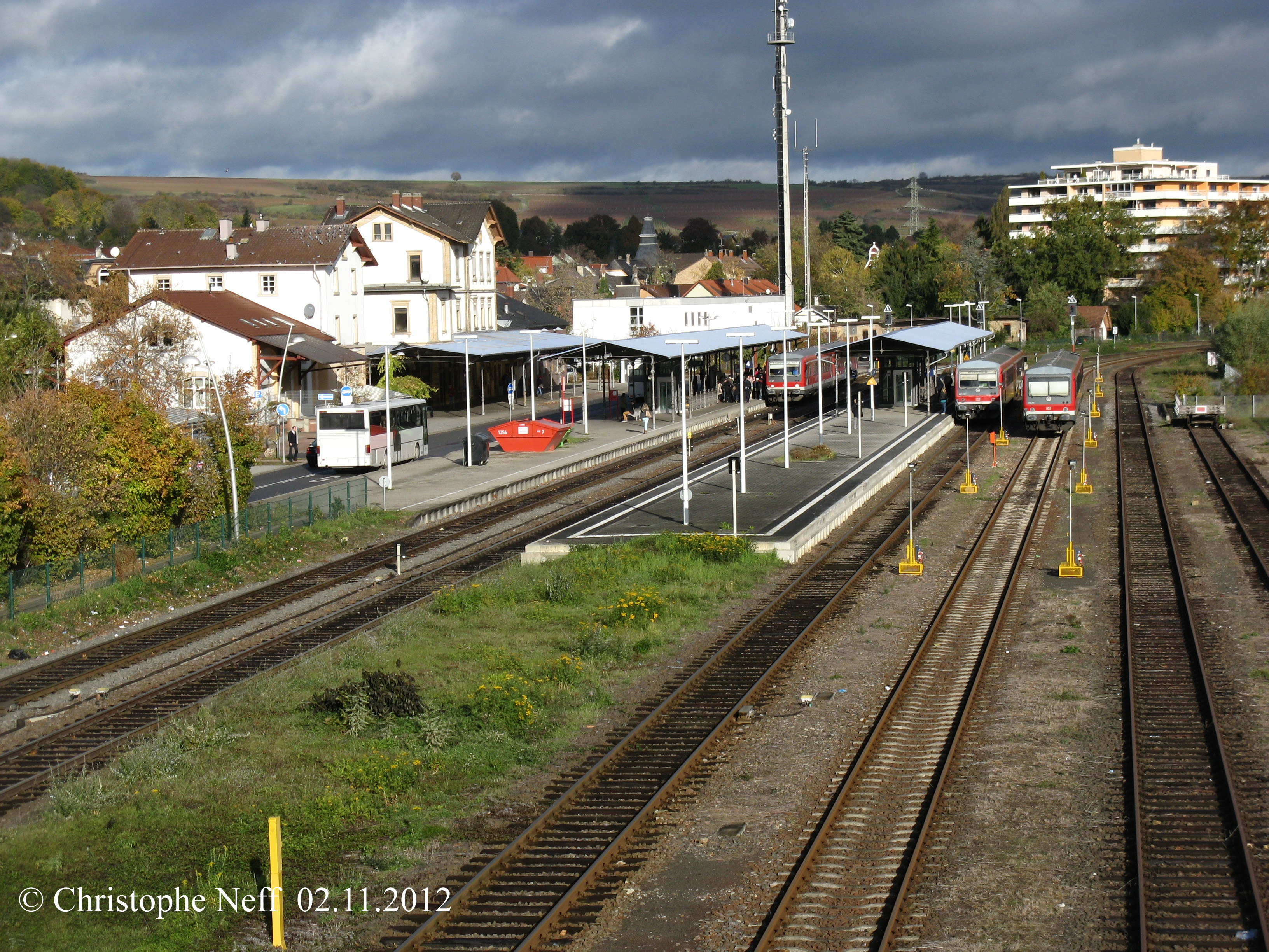 Novemberhimmel und 3X 628 in Grünstadt 02.11.2012