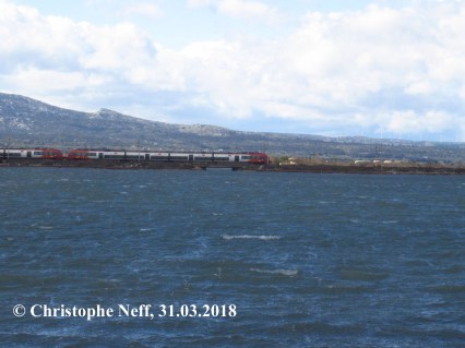 entre terre et mer - une um agc languedoc-roussillon travese l'e