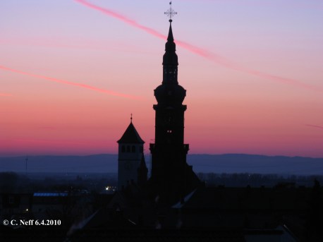 Aprilmorgenröte über Grünstadt 6.4.2010